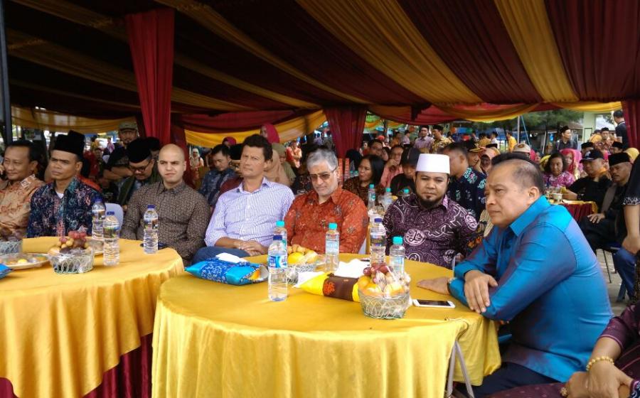 walikota bersama dubes iran ,dubes,kamboja,dubes rusia