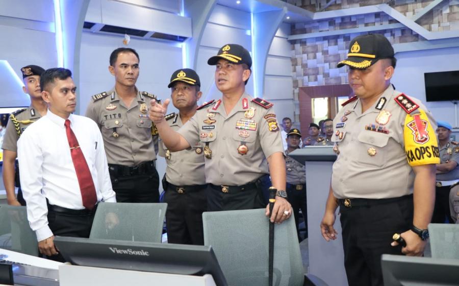 Hukum