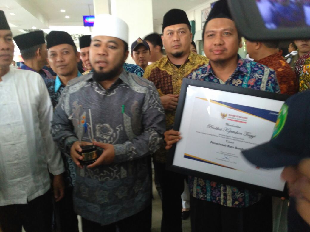 penghargaan dari Ombudsman