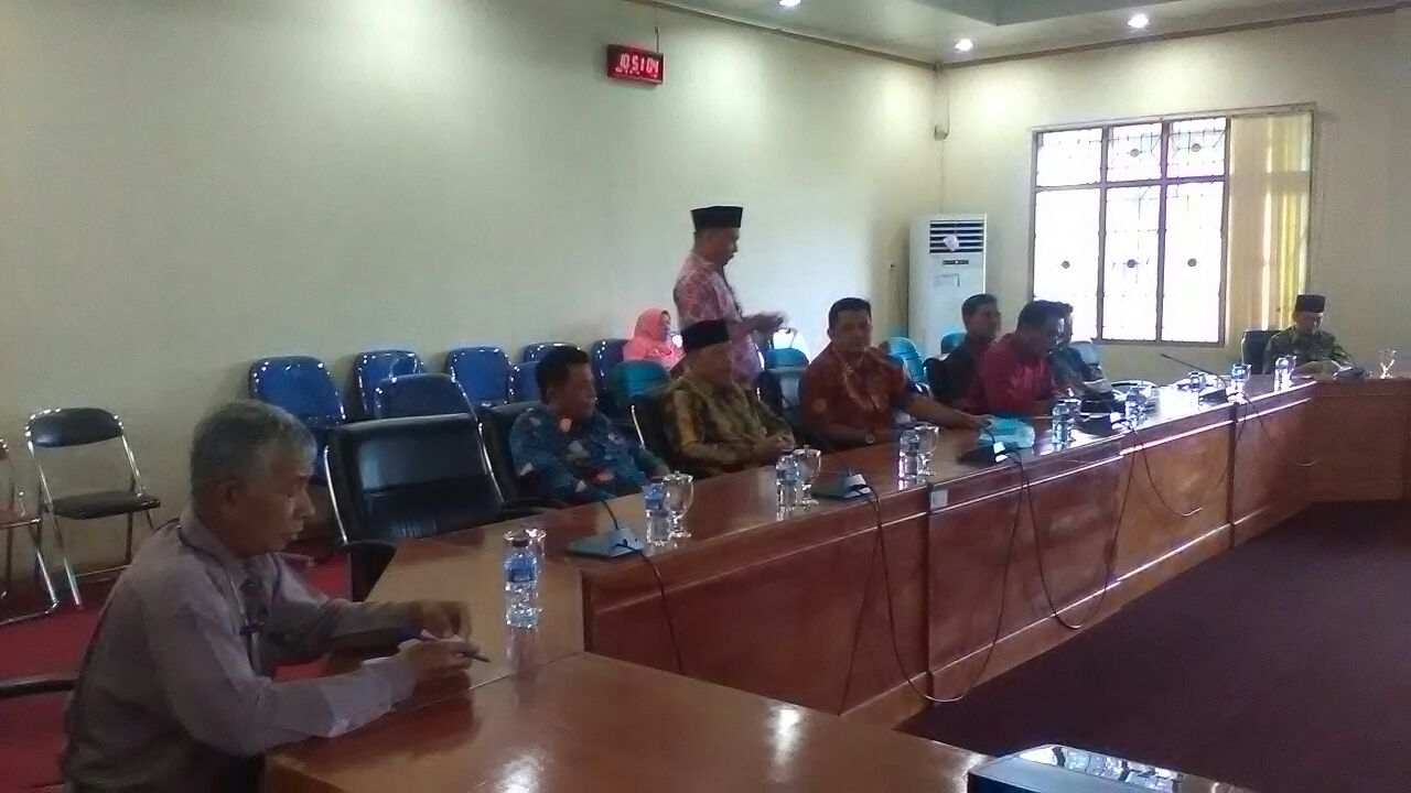 Hearing pansus aset DPRD Kota Bengkulu dengan warga Kelurahan Bentiring