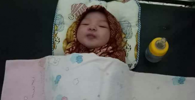 Bayi berjenis kelamin perempuan yang diduga ditelantarkan ibu kandungnya