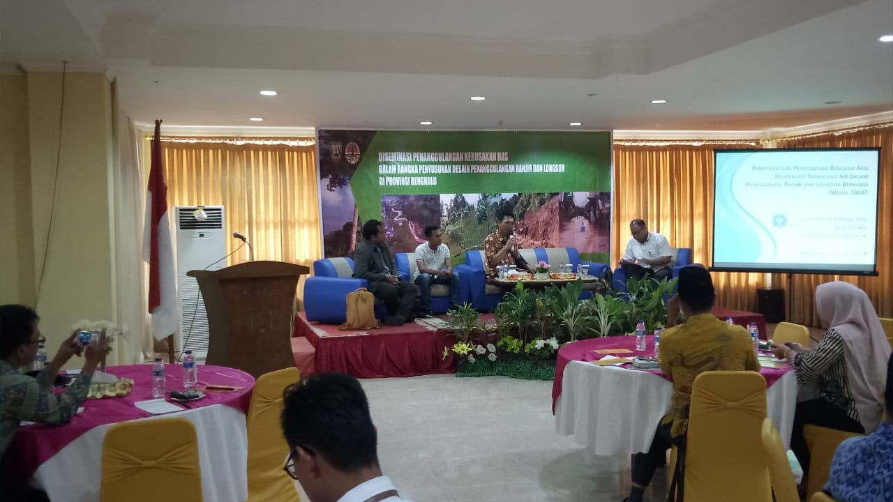  Pakar Hidrologi Fakultas Kehutanan Institut Pertanian Bogor