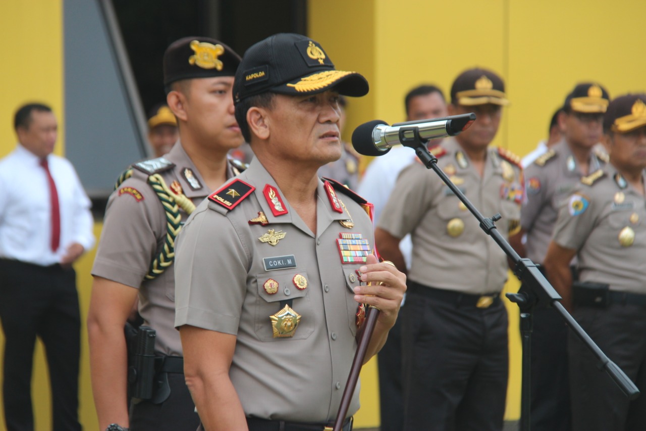 Hukum