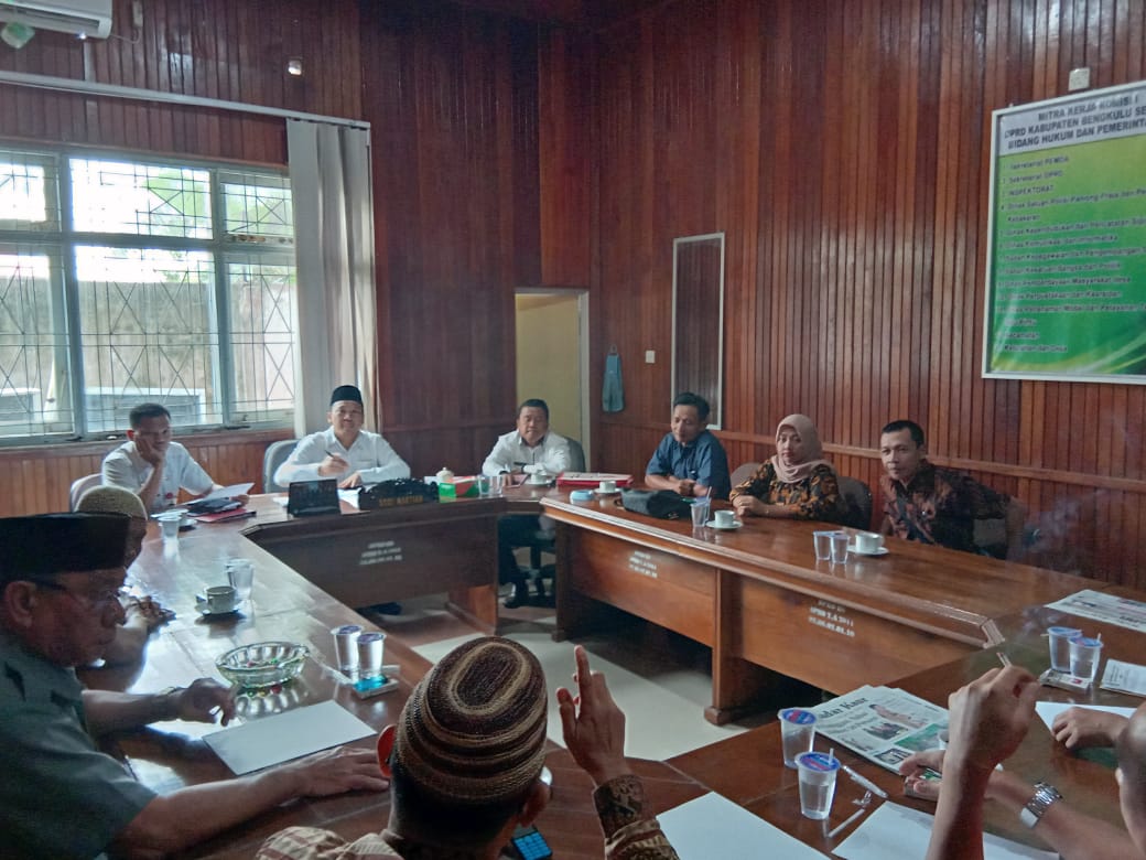DPRD Hering Bersama BPD Kembang seri