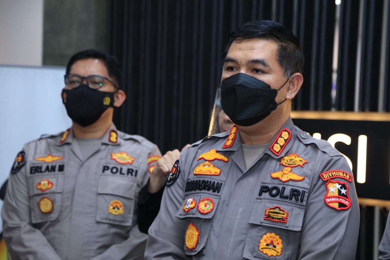 hukum