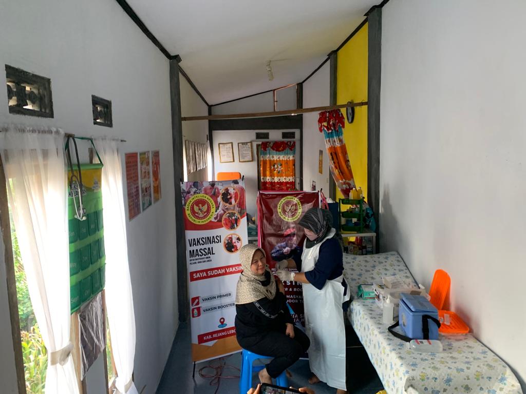 Cegah Penambahan Kasus Positif Covid-19, Binda Bengkulu Gelar Vaksinasi di Hari Libur