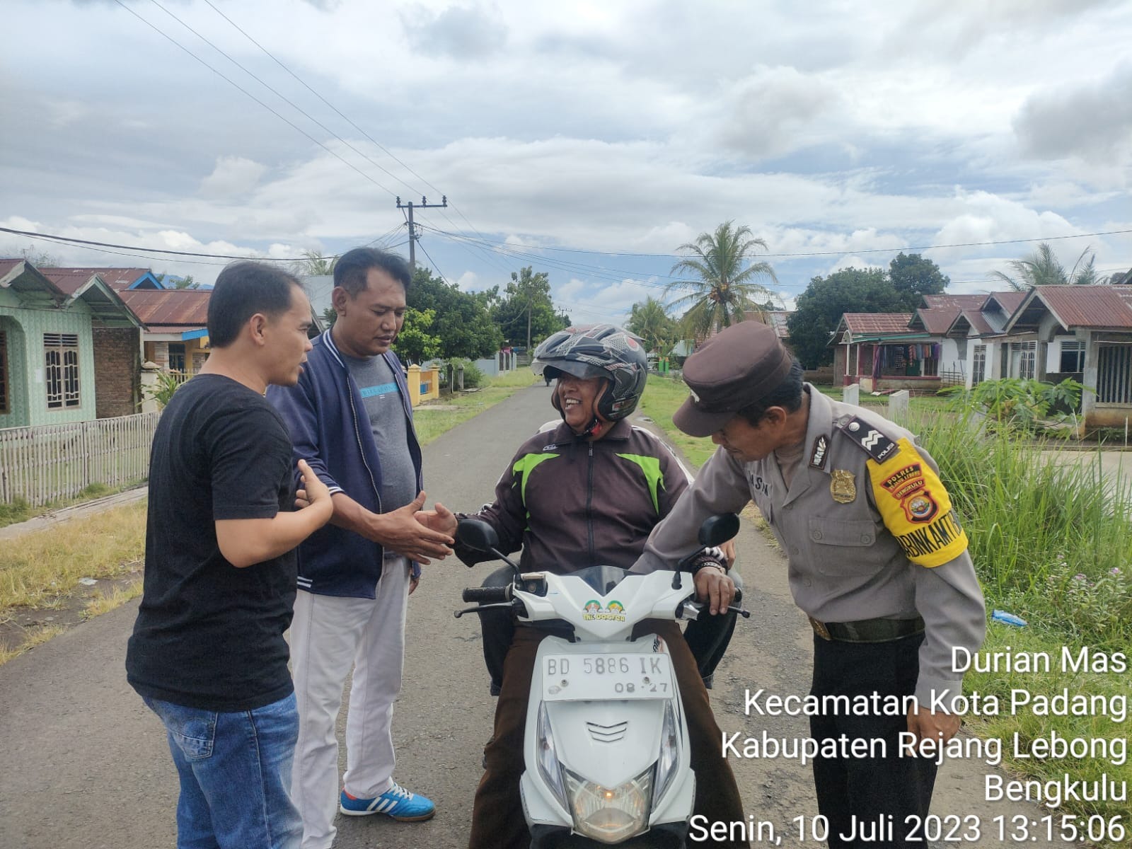 Polsek Kotapadang Gelar Pemeriksaan Disertai Imbauan Kamtibmas