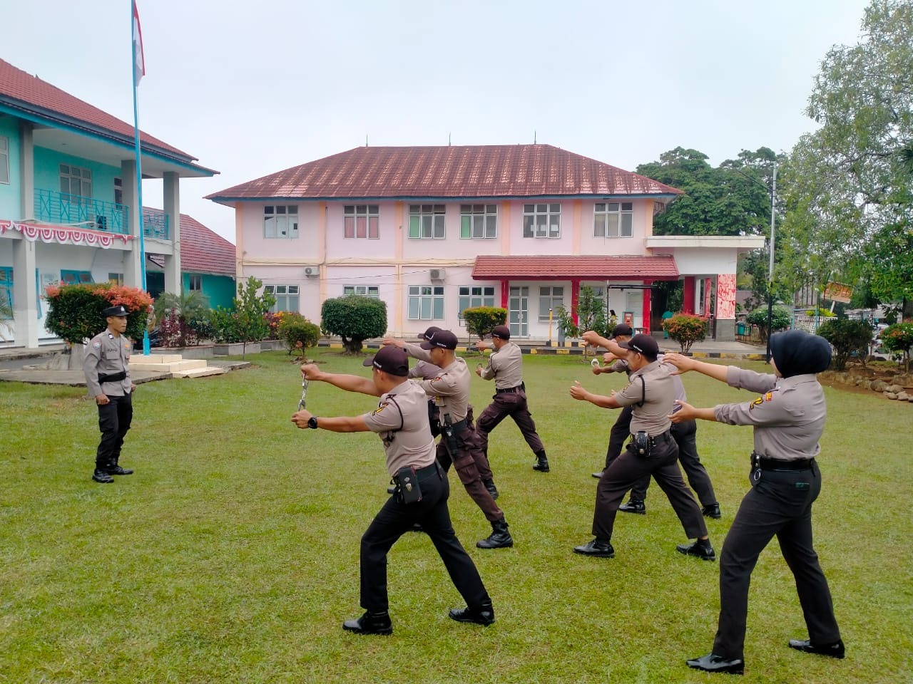 Tingkatkan Kemampuan, Satbinmas Polres BU Lakukan Pelatihan dan Pembinaan Satpam RSUD Arga Makmur