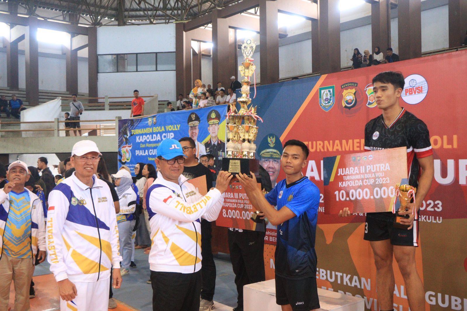 Kapolda Bengkulu Resmi Tutup Turnamen Volly Piala Kapolda dan Gubernur Provinsi Bengkulu
