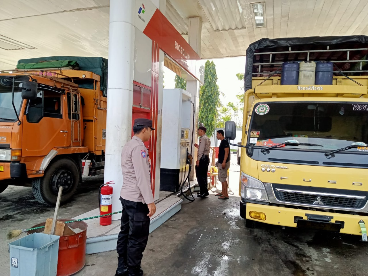 Cegah Kecurangan Pengisian BBM di SPBU, Polsek Maje Laksanakan Pengamanan 