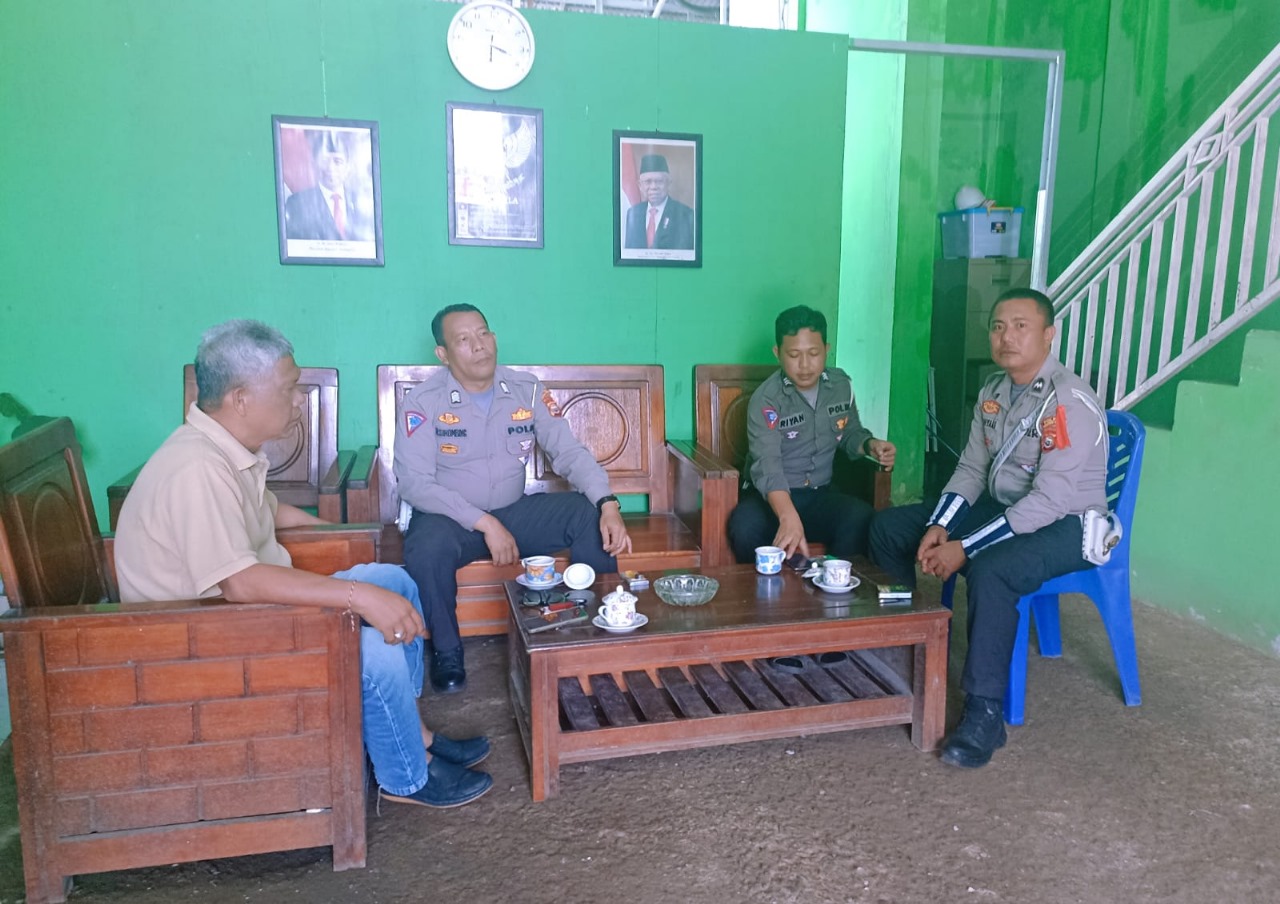 Sat Lantas Polres BU, Beri Edukasi Kamseltibcar Lantas kepada Pengusaha Armada Angkutan di Bengkulu Utara
