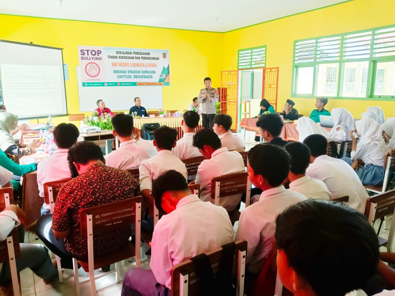 Polsek Padang Jaya Cegah Perundungan di Lingkungan Sekolah