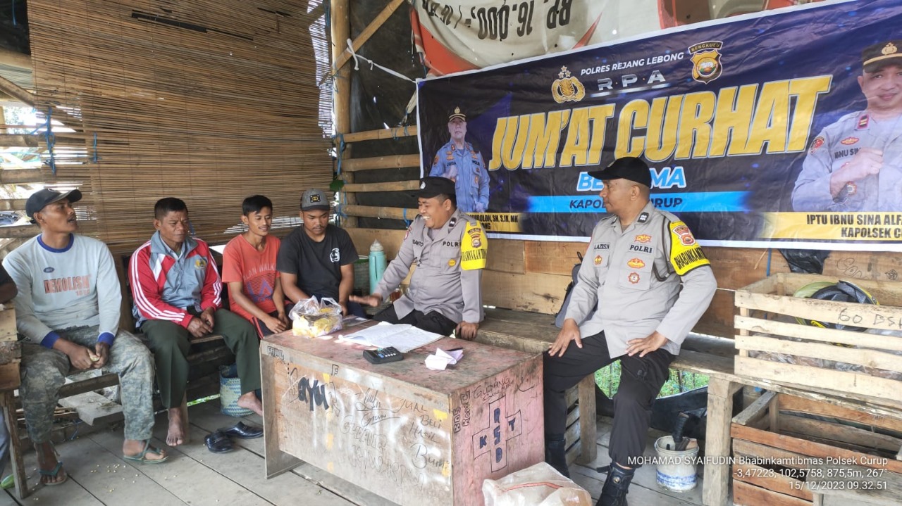 Polsek Curup Laksanakan Jumat Curhat Bersama Warga Air Meles Atas