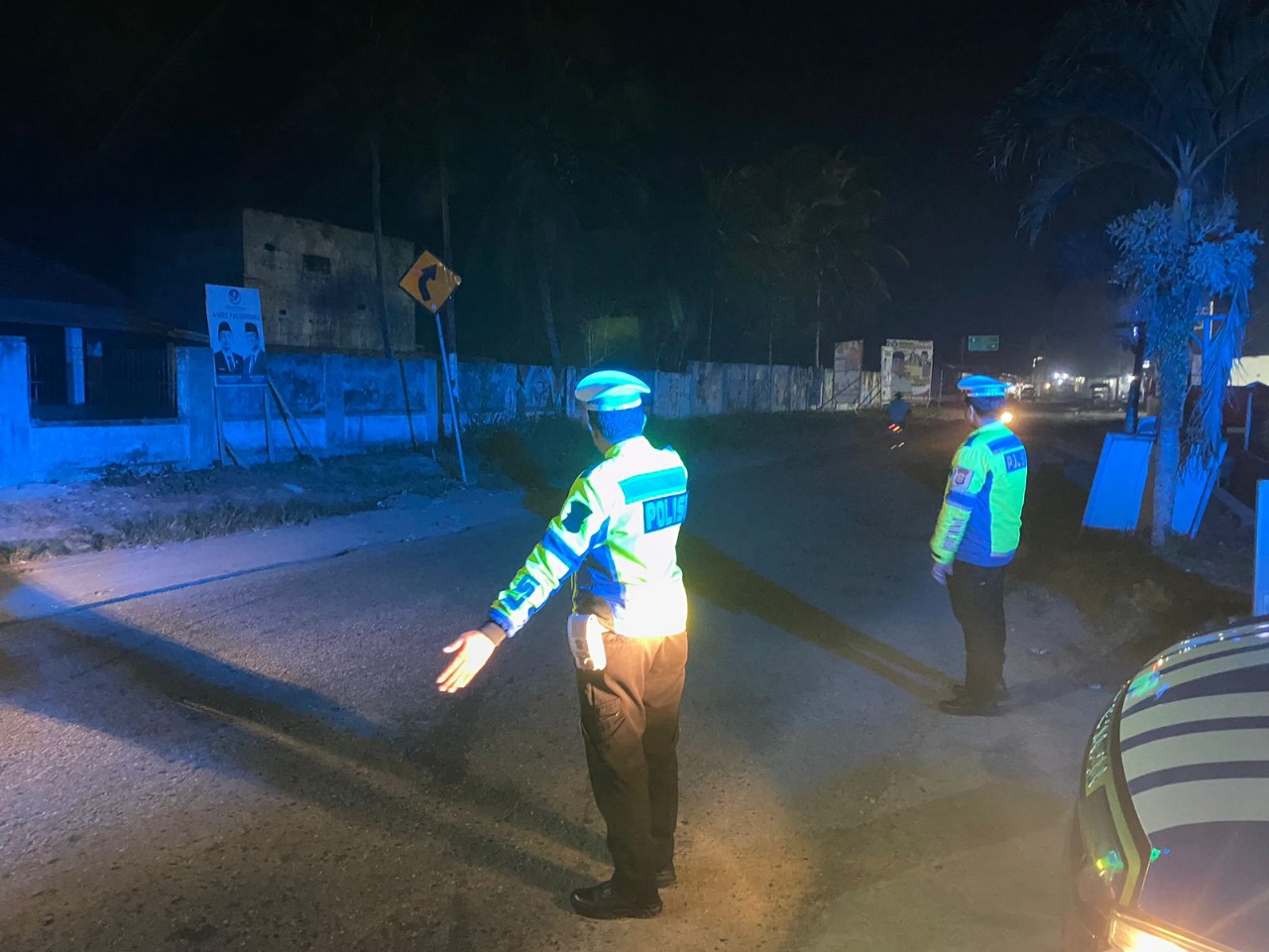 Antisipasi Laka Lantas dan Monitor Arus Lalin, Sat Lantas Polres Kaur Patroli Blue Light 