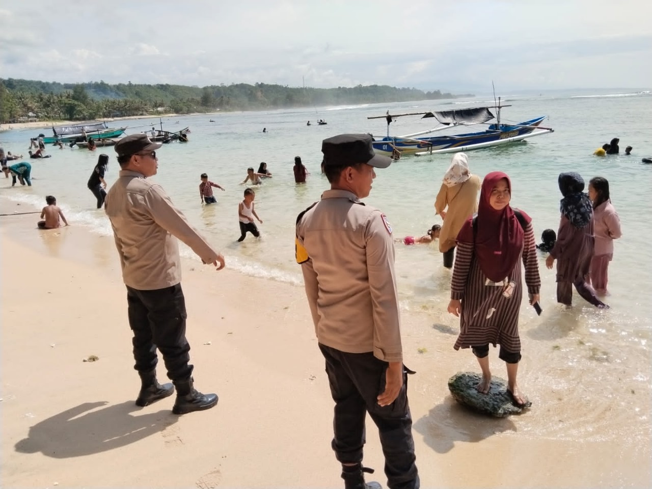 Patroli Rutin dan Patroli Objek Vital,  Polsek Nasal Ciptakan Sitkamtibmas di Wilkum 