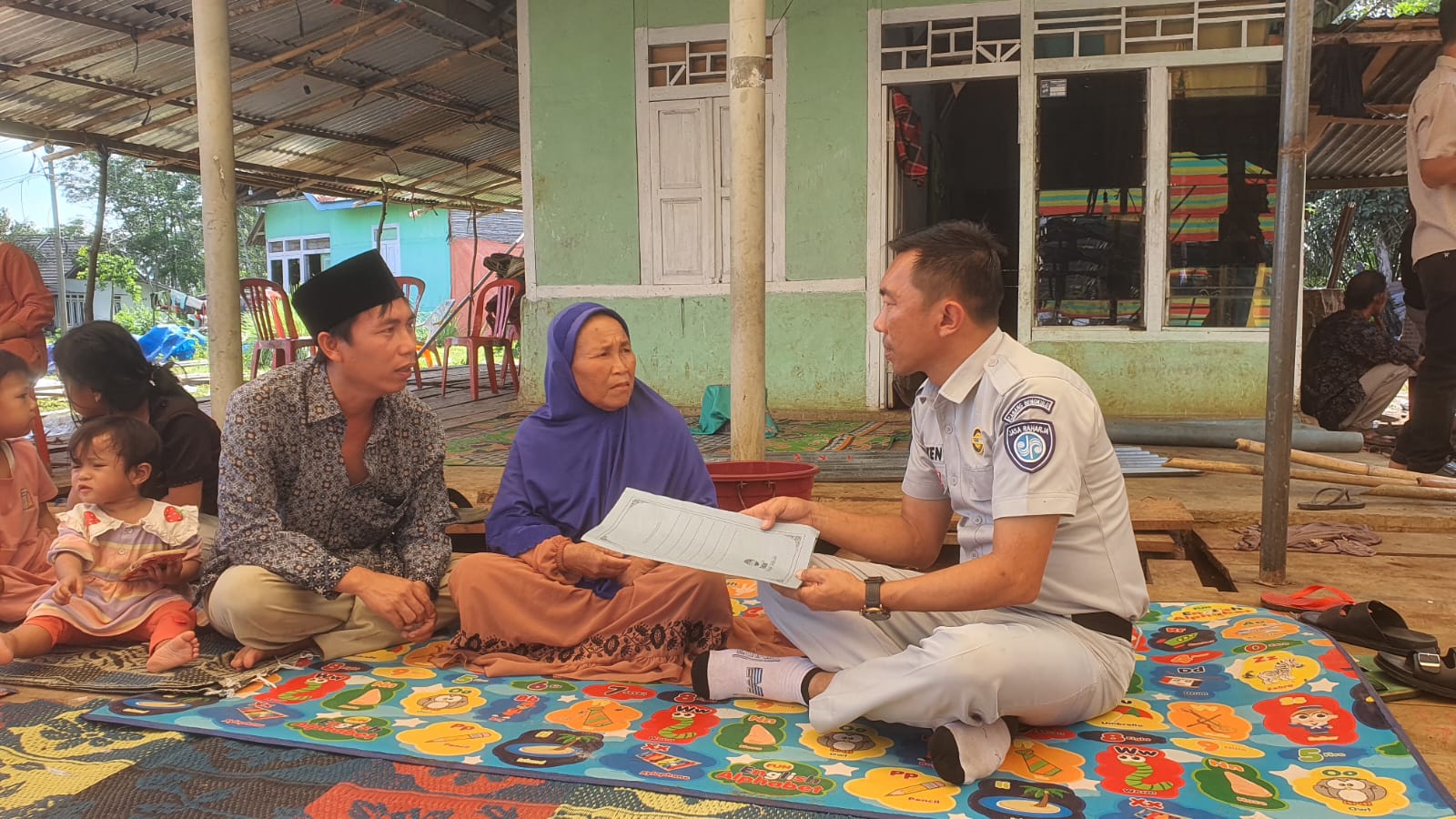 Ahli Waris Korban Laka Maut di Kerkap, Bengkulu Utara Terima Santunan Jasa Raharja 