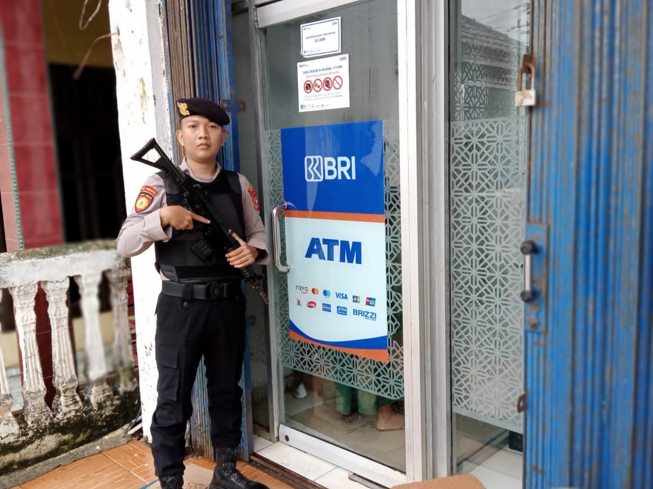 Personel Polres Kaur Lakukan Pengecekan dan Patroli Objek Vital  