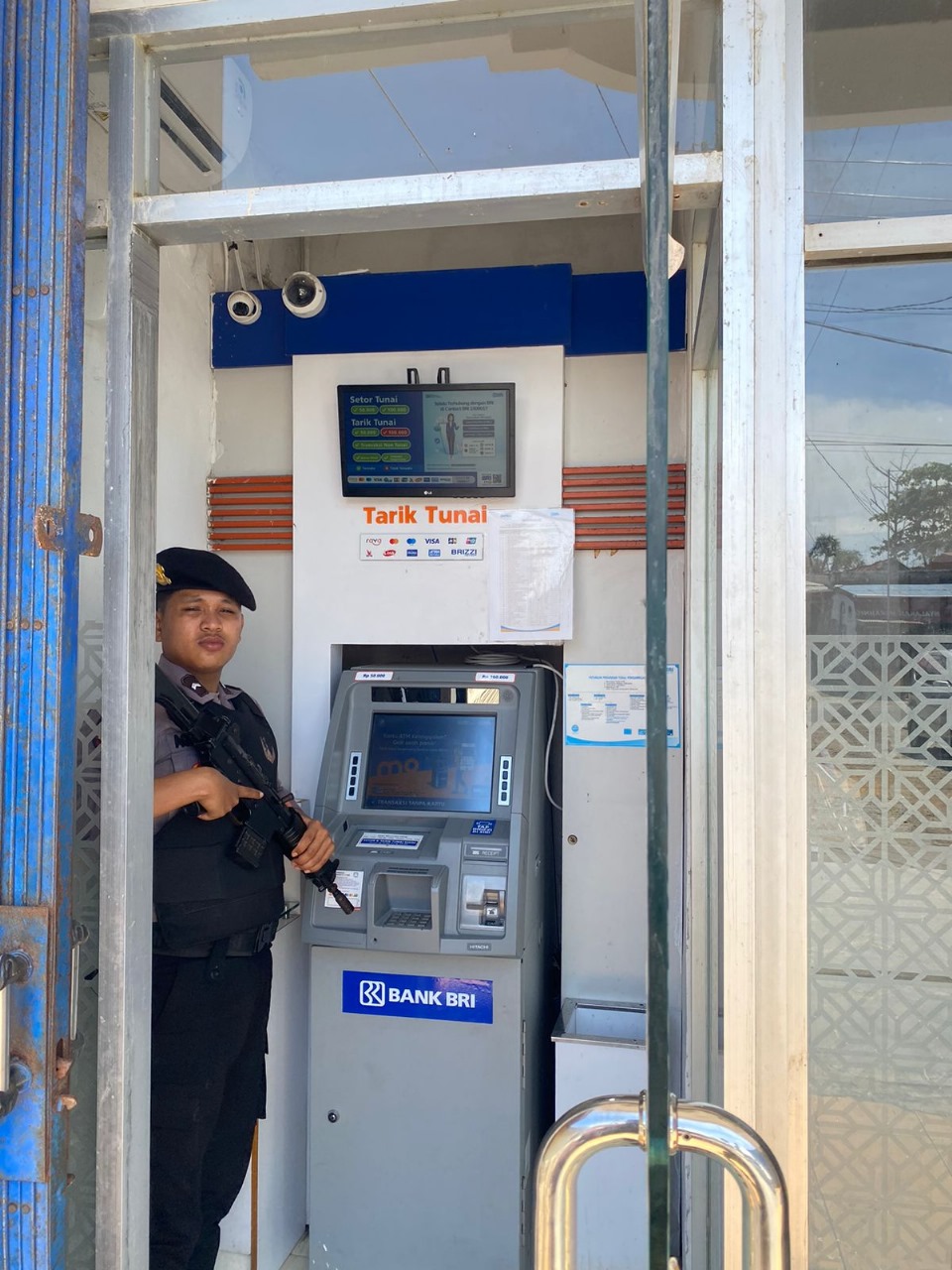 Sat Samapta Polres Kaur Patroli Objek Vital Cek Situasi dan Kondisi Seputaran ATM 