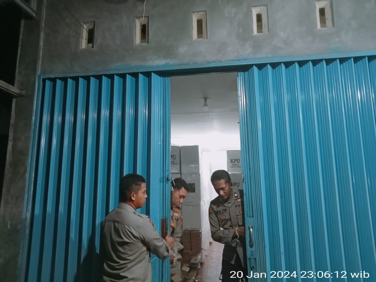 Satgas Preventif OMB Polres Kaur Lakukan Pengamanan Berkala di Gudang Logistik 