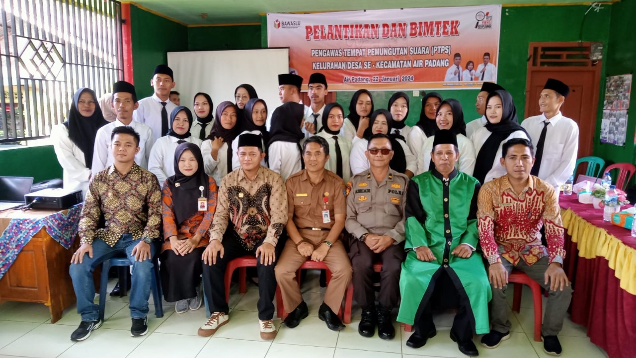 Polsek Lais Hadiri Pelantikan Anggota PTPS Kecamatan Air Padang