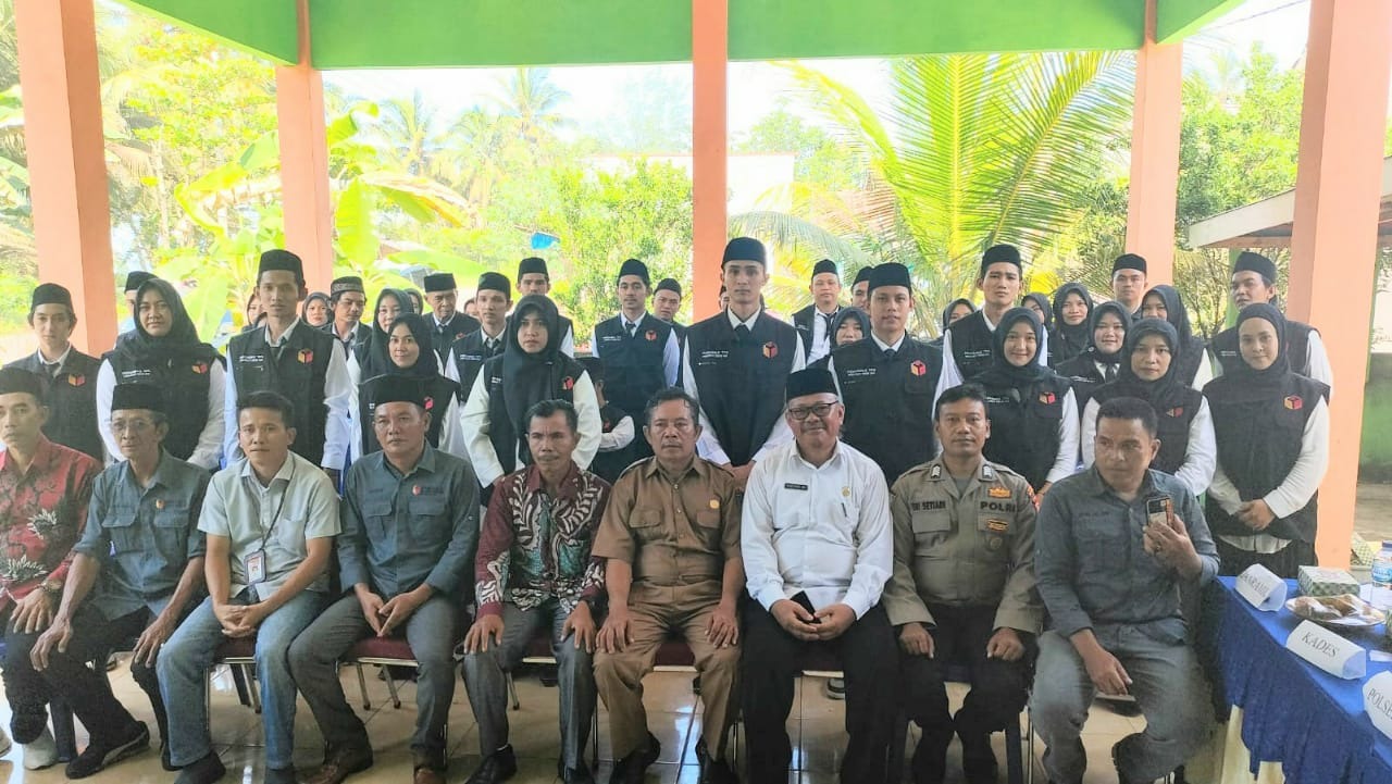Wakili Kapolsek, Kanit Binmas Polsek Lais Hadiri Pelantikan Anggota PTPS Kecamatan Lais 