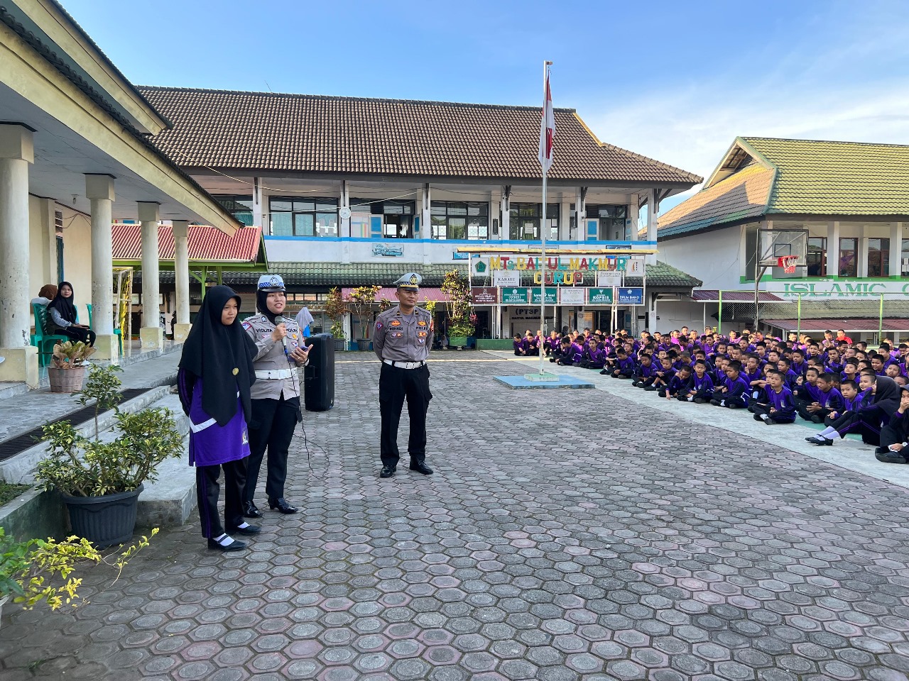 Police Goes To School Sat Lantas Polres Rejang Lebong  Sosialisasi E-Tilang dan Tertib Lalu Lintas 