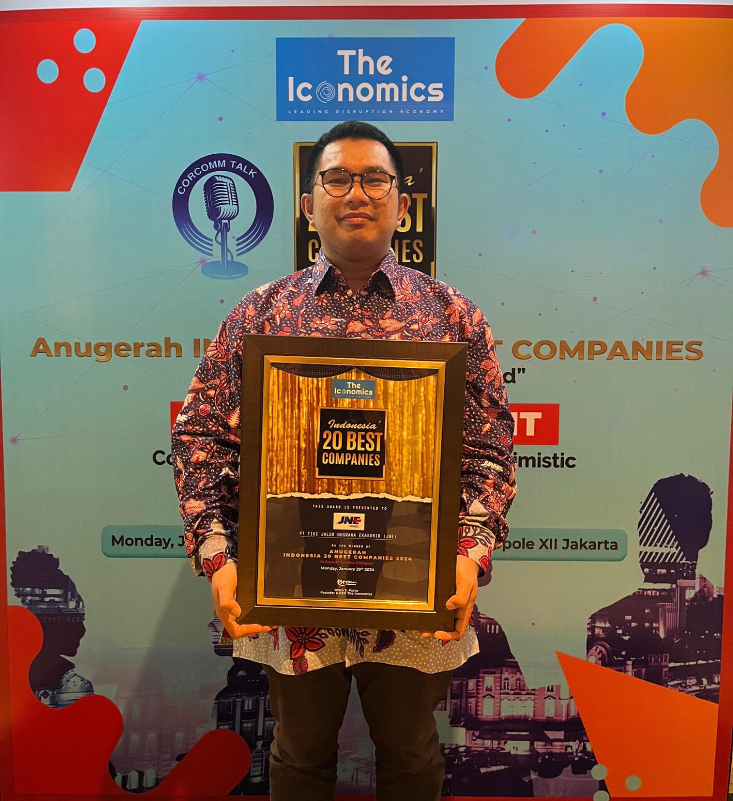 JNE Raih Kategori Courier Service dalam Penghargaan Indonesia 20 Best Companies