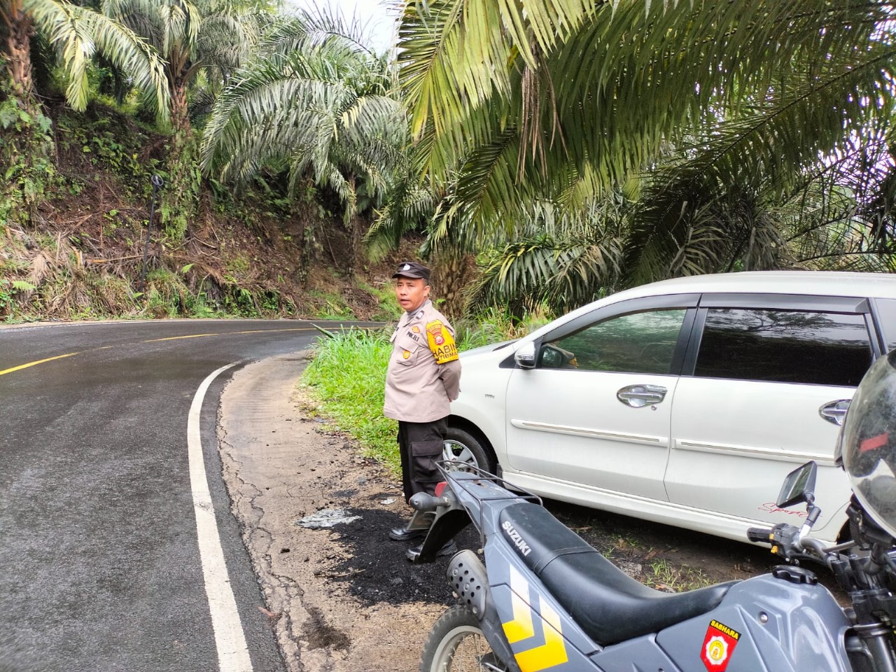 Polsek PUT Gelar Pengmanan Jalur Lintas Curup-Lubuklinggau Berikan Rasa Aman kepada Mayarakat