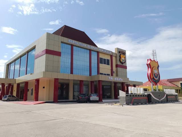 Polres Mukomuko Terjunkan Personel Jaga Keamanan Saat Tarawih