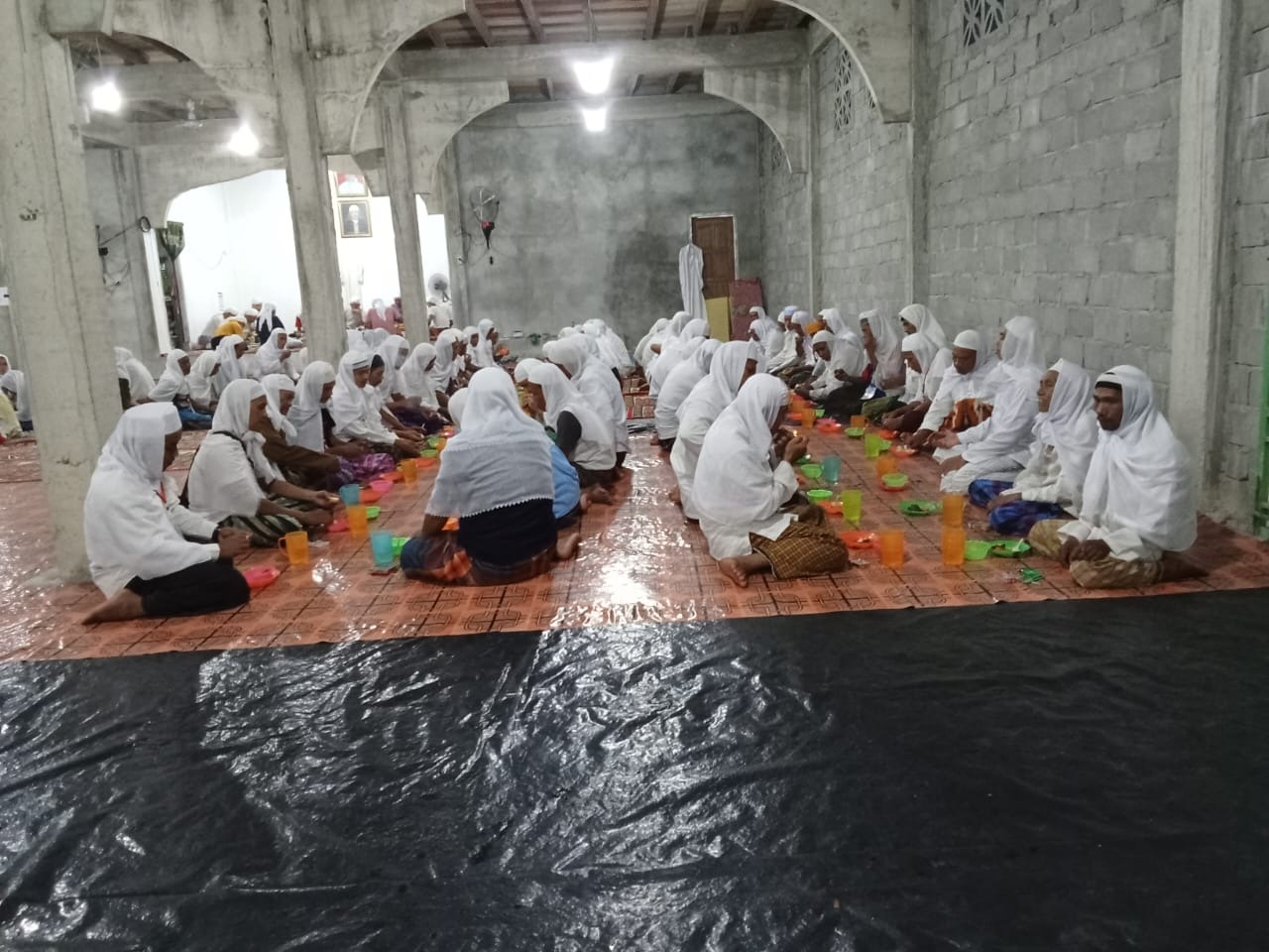 Pengajian Ilmu Tassawuf Thoriqoh Naqsyabandiyah di Monitoring Polres Kaur