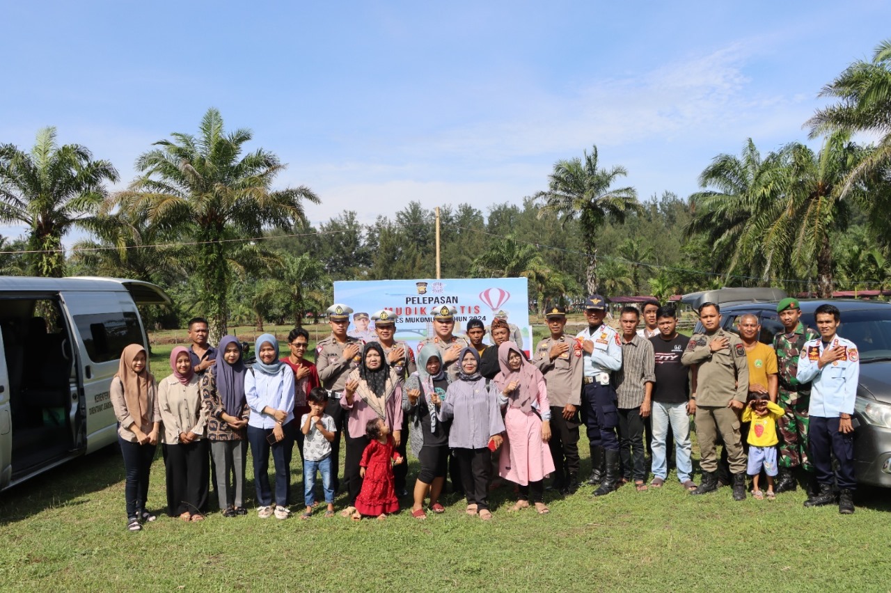 Program Mudik Gratis, Polres Mukomuko Lepas 30 Pemudik 