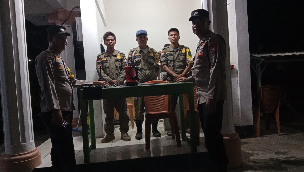 Patroli KRYD, Personel Polsek Kaur Selatan Awasi dan Pantau Kamtibmas di Seputaran Wilkum 