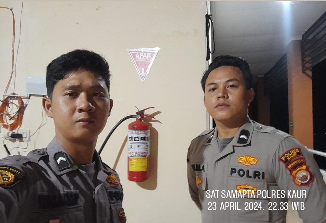 Pengamanan di Kantor Bawaslu, Personel Polres Kaur Antisipasi Gangguan Kamtibmas 