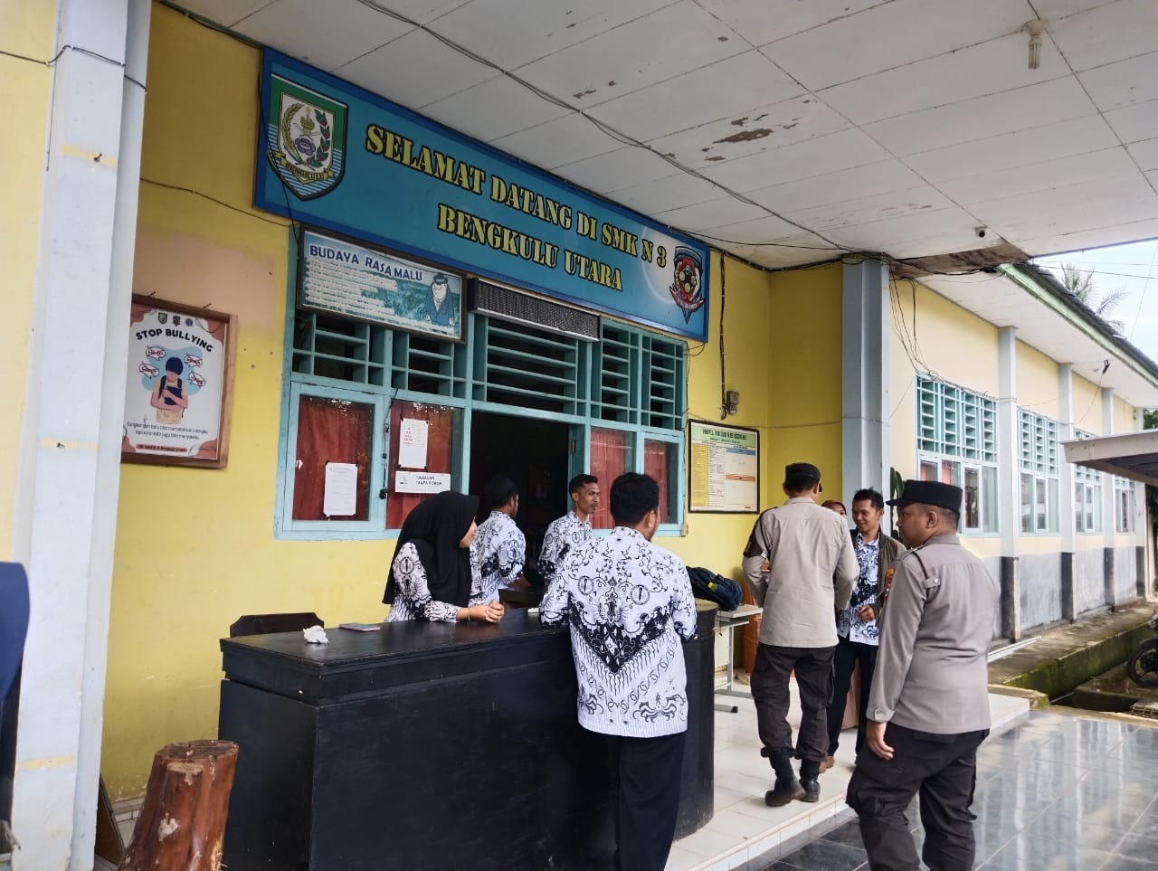 Personel Polsek Padang Jaya, Monitoring Kelulusan Siswa Siswi SMA dan SMK di Wilkum 