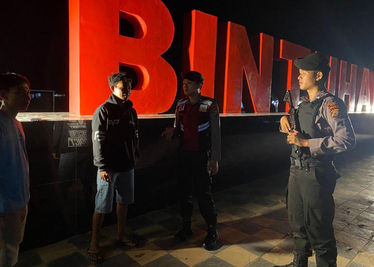Jaga Kamtibmas Aman dan Kondusif di Seputran Wilkum, Polres Kaur Patroli Presisi 
