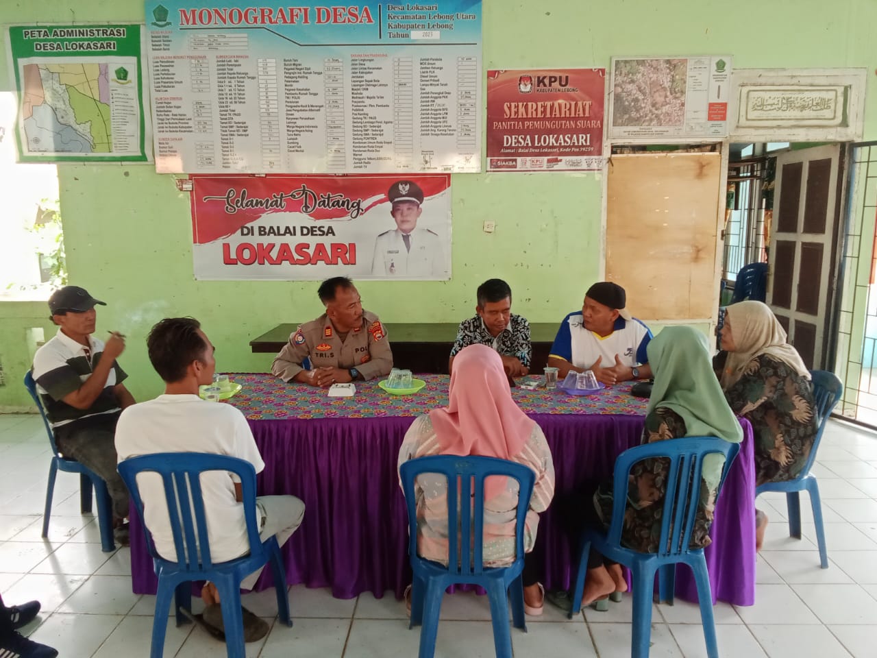 Jumat Curhat, Kasat Binmas Tampung Aspirasi Warga Desa Lokasari