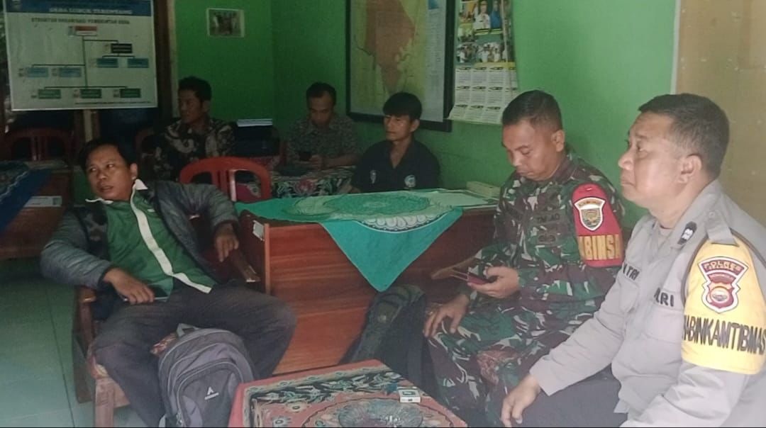 Dengarkan Aspirasi Warga Binaan, Polsek Sukaraja Jumat Curhat  di Desa Lubuk Terentang