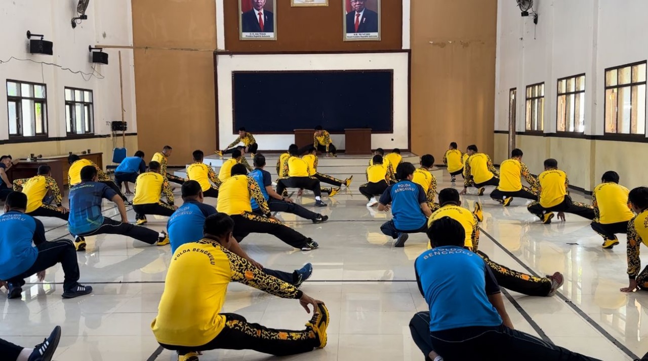 Jaga Kebugaran dan Asah Kemampuan, Polres Kaur Laksanakan Latihan Beladiri Polri