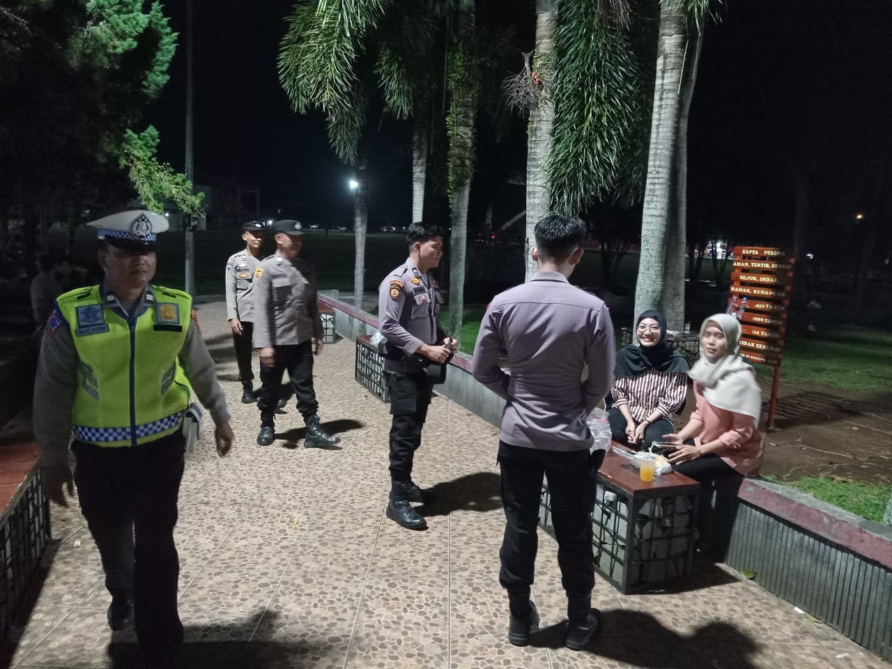 Polres Bengkulu Utara Laksanakan Blue Sky Patrol Ciptakan Suasana Kondusif Jelang HUT RI Ke 79  