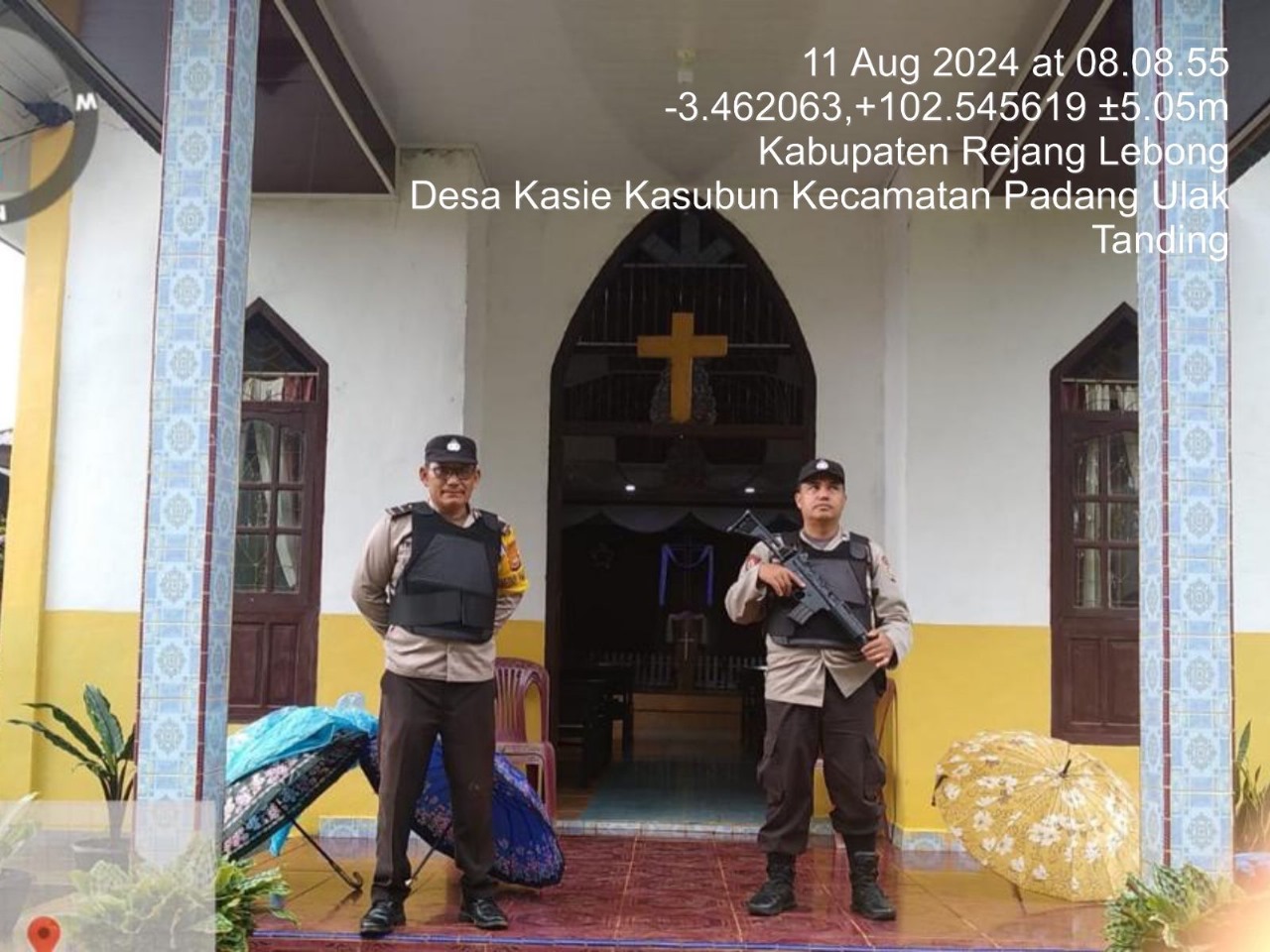 Polsek Padang Ulak Tanding Giatkan Pengamanan Ibadah Minggu di Gereja 