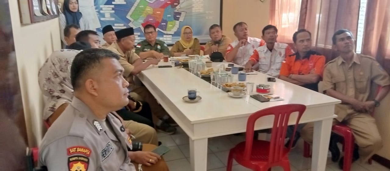 Polsek Padang Jaya Ikuti Rapat Koordinasi Persiapan Pawai Karnaval Peringati HUT RI Ke-79