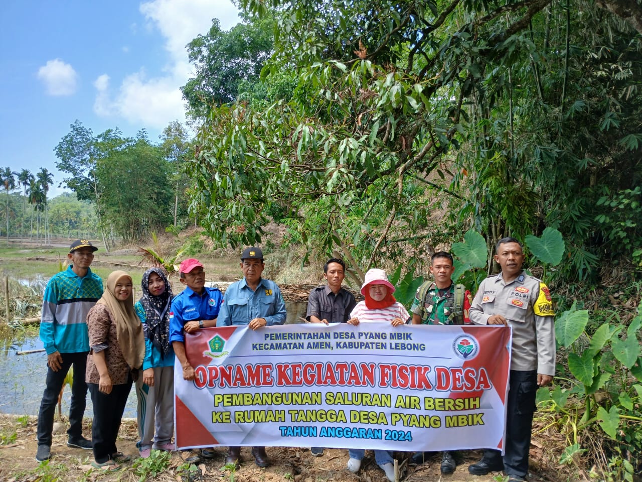 Bhabinkamtibmas Polsek Lebong Utara Hadiri Opname Kegiatan Fisik di Desa Pyang Mbik