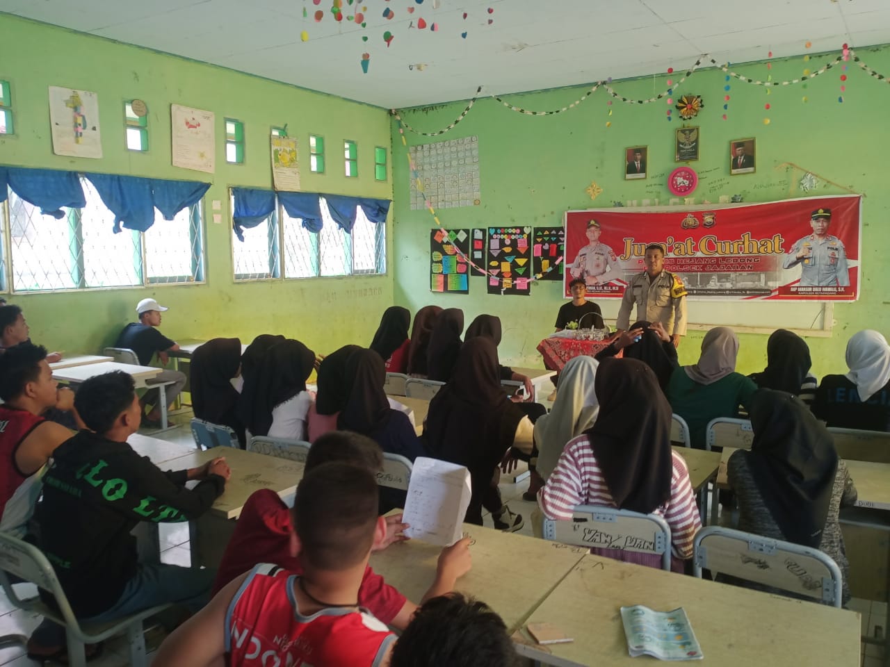 Laksanakan Kegiatan Jumat Curhat, Polsek Kotapadang Tampung Aspirasi Warga 