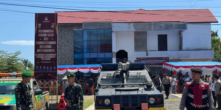 Polres Mukomuko Turunkan 136 Personel Amankan Pengundian Nomor Urut Paslon Pilkada 2024