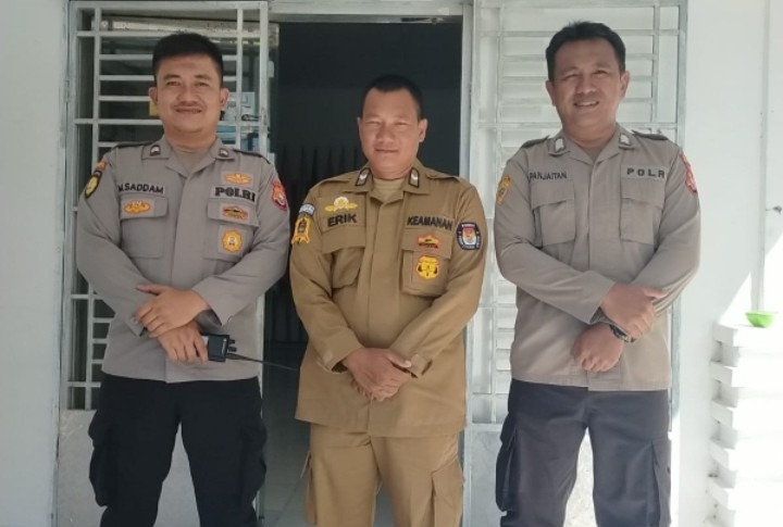 Pastikan Aman, Polres Mukomuko Tingkatkan Pengamanan Kantor KPU dan Bawaslu