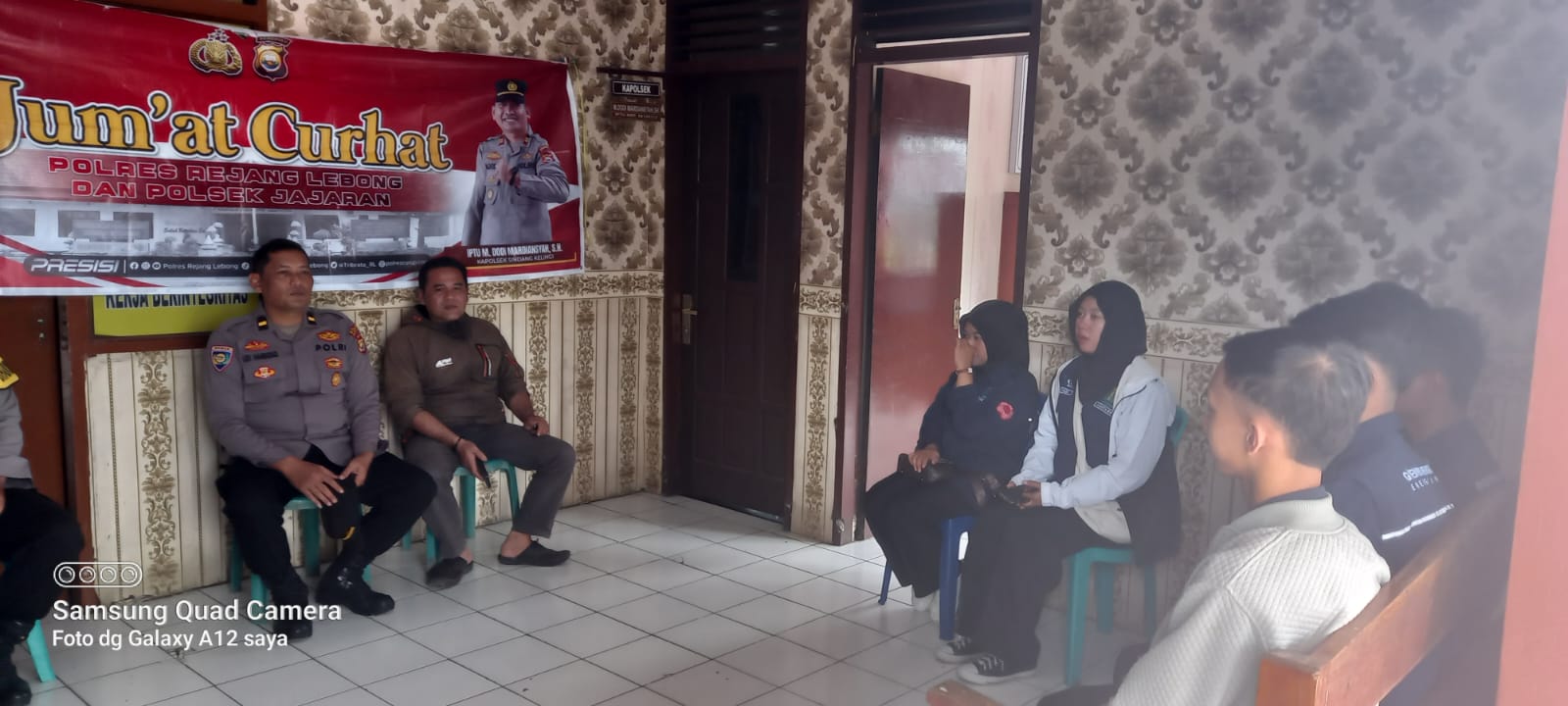 Jumat Curhat, Polsek Sindang Kelingi Dialog Santai, Terkait Keamanan Masyarakat 