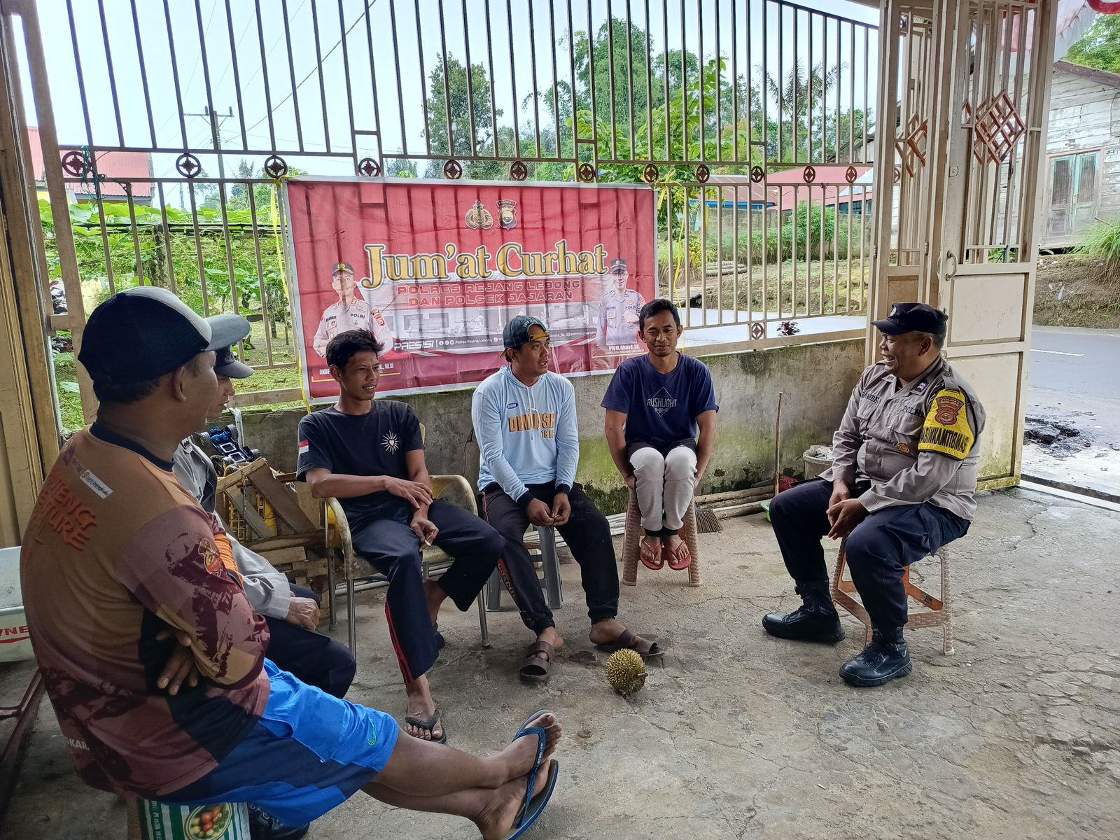 Jumat Curhat Polsek Sindang Dataran Membangun Keamanan Bersama Warga