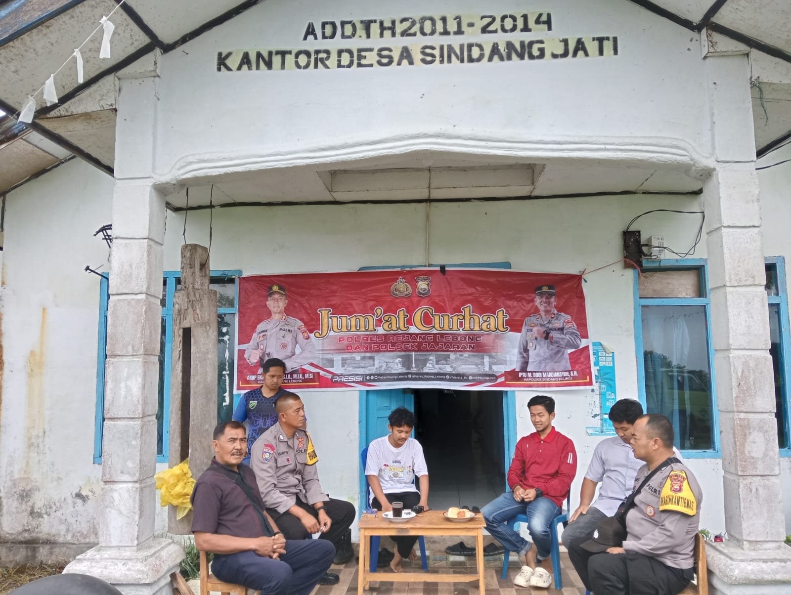 Membangun Sinergi, Polsek Sindang Kelingi Gelar Jumat Curhat untuk Ciptakan Keamanan Bersama Warga