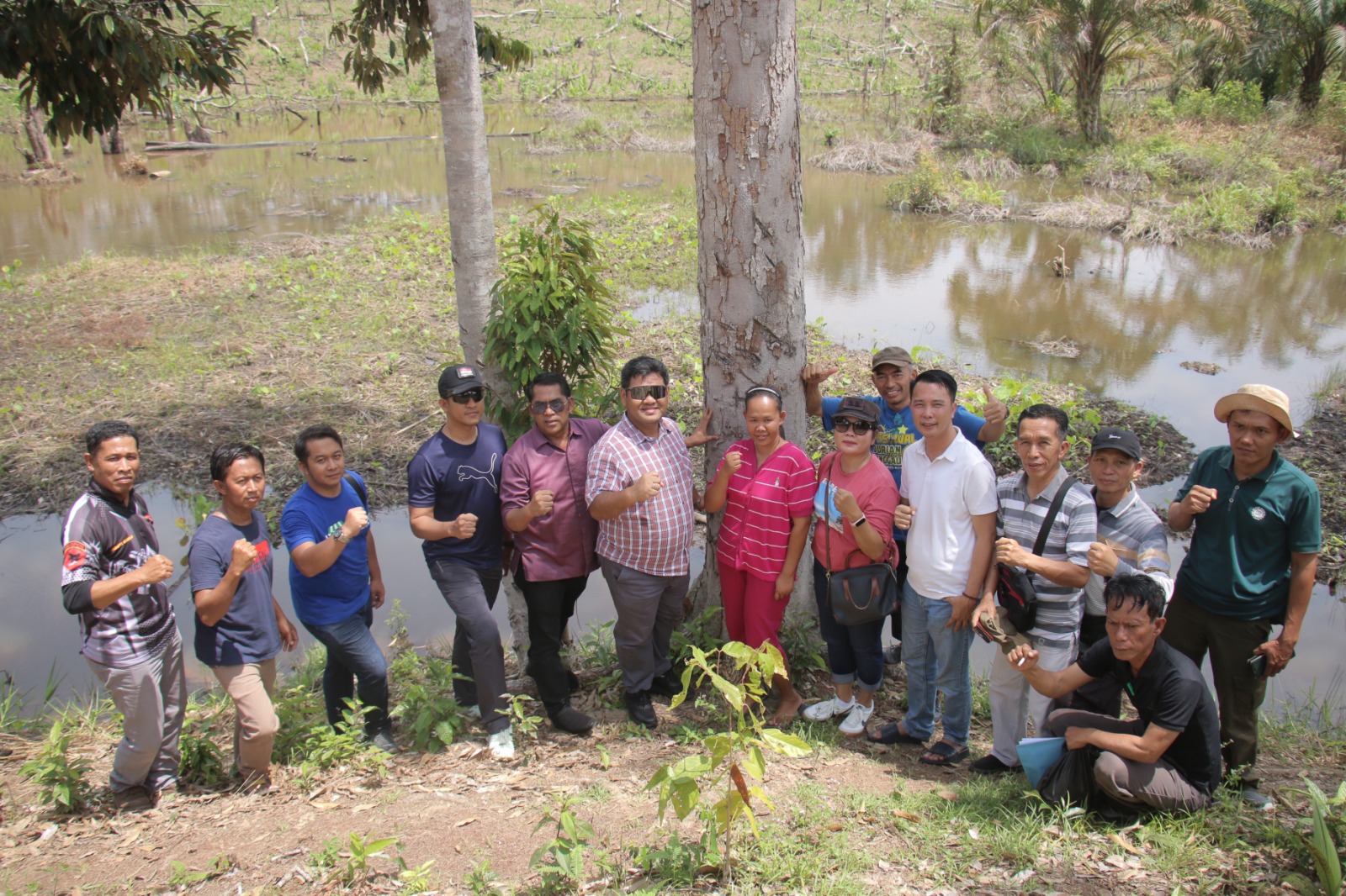 Kapolres Rejang Lebong L Bersama Forkopimda Kunjungan ke Lahan Kebun Durian Milik Warga di Desa Lubuk Bingin Baru