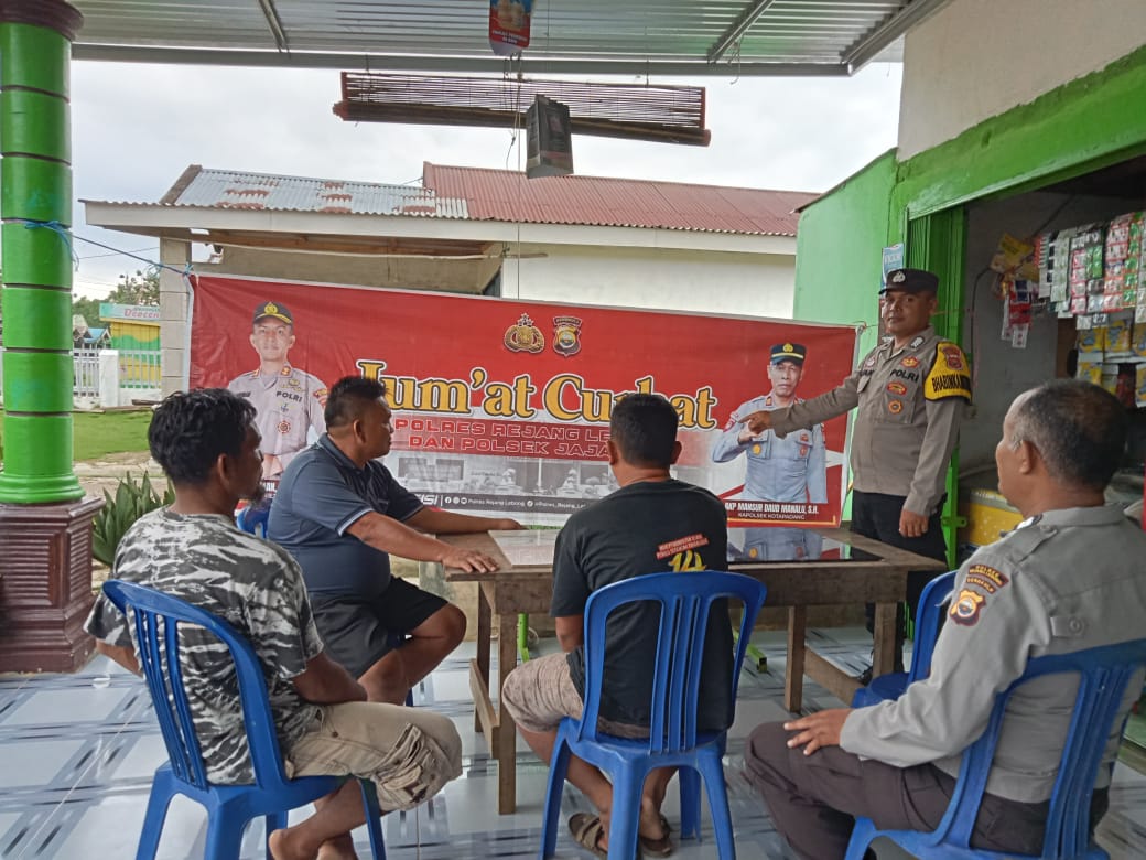 Polsek Kotapadang Gelar Kegiatan Jumat Curhat di Desa Durian Mas